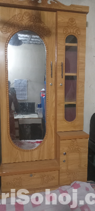 ড্রেসিং টেবিল এন্ড ওয়ার ড্রপ